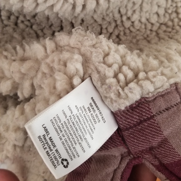 SOLD*BOGO *Northwest territory winter jacket - Picture 4 of 7